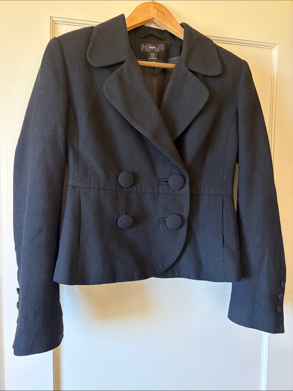 H&M Black Double-Breasted Cropped Blazer